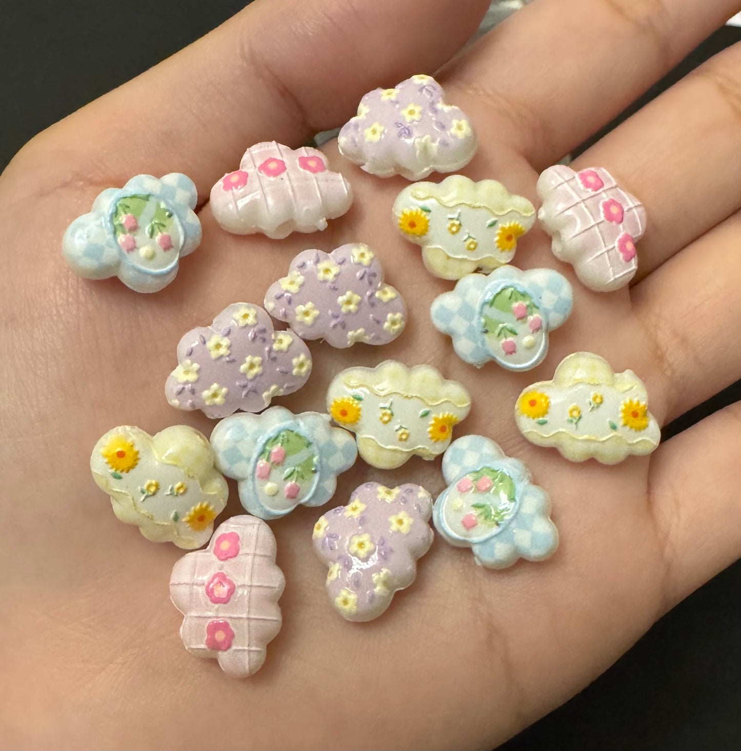 Flower clouds beads (15pcs)