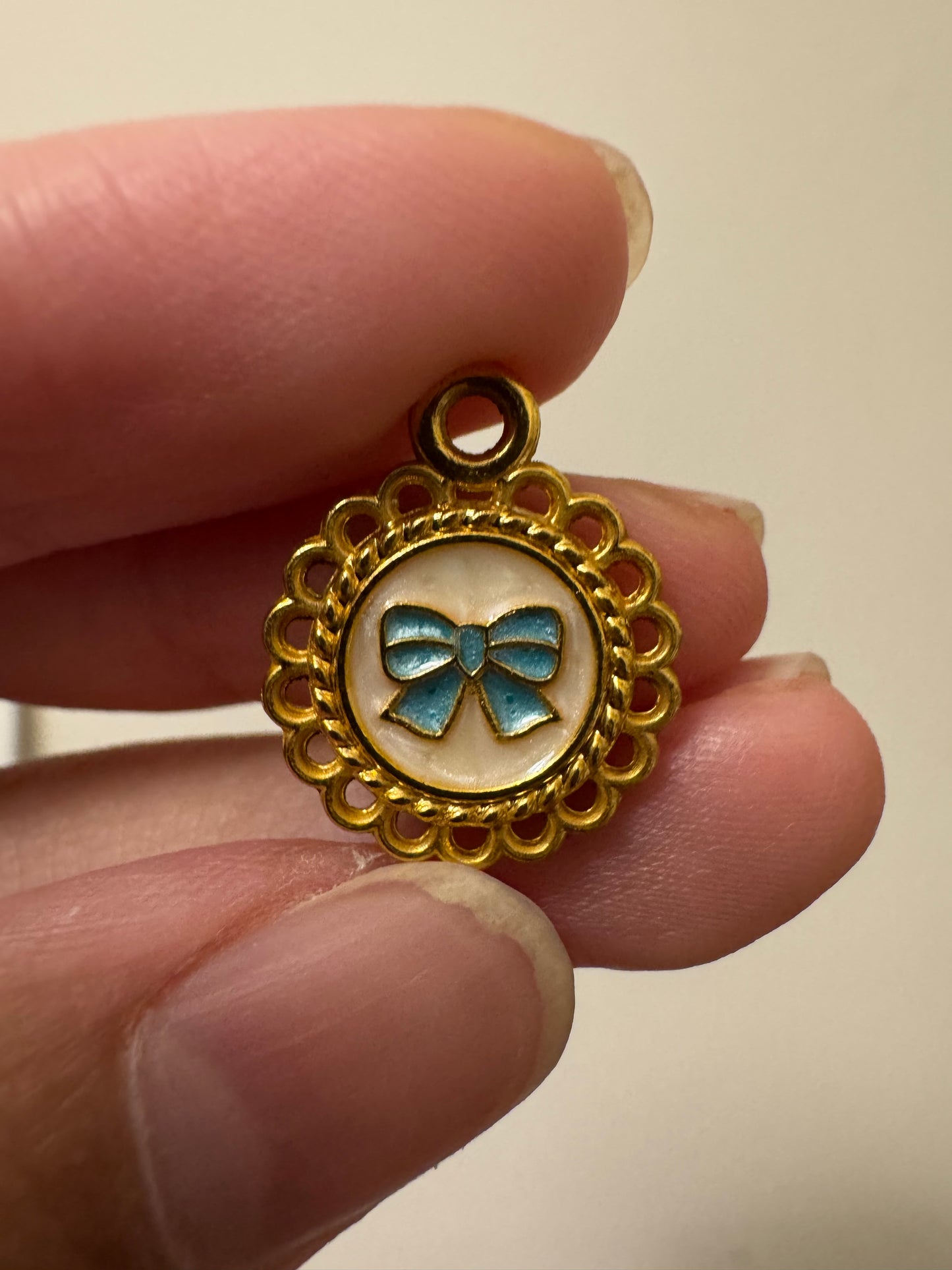 Bow Charm/Pendant (6pcs)