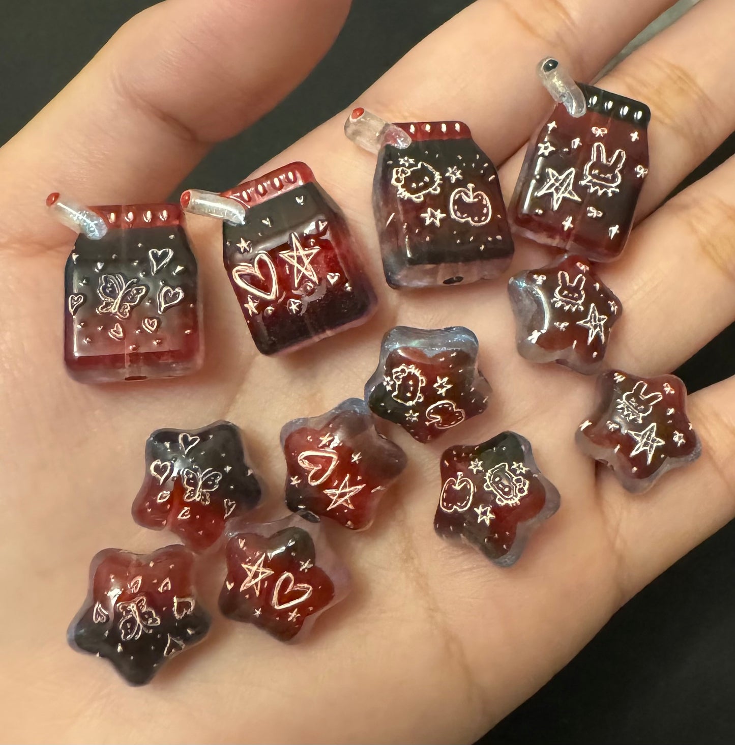 Black/Red Beads Mix (12 pcs)