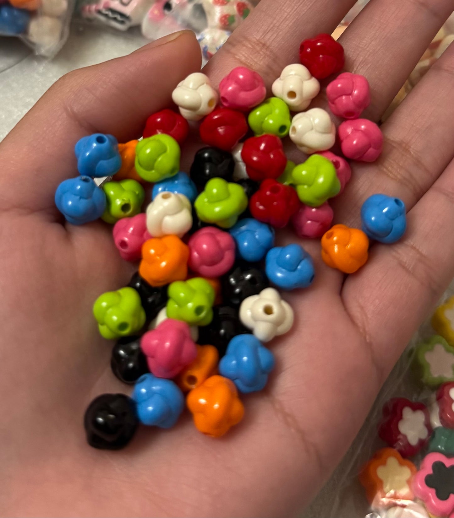 Knotted beads (50pcs)