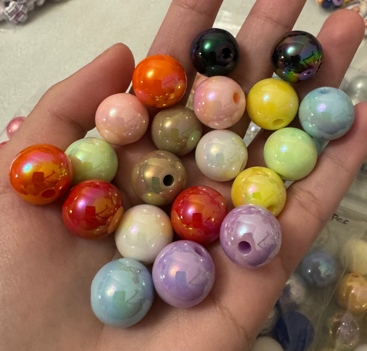 16mm Mix beads (20 pcs)