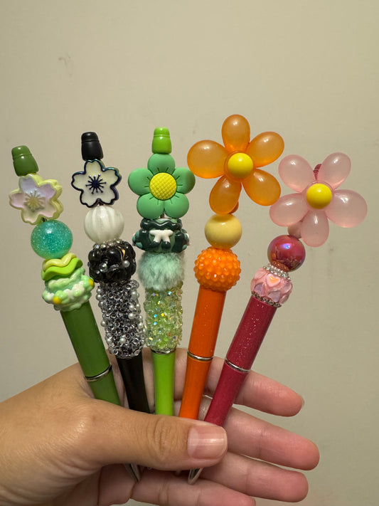Flower beaded pens