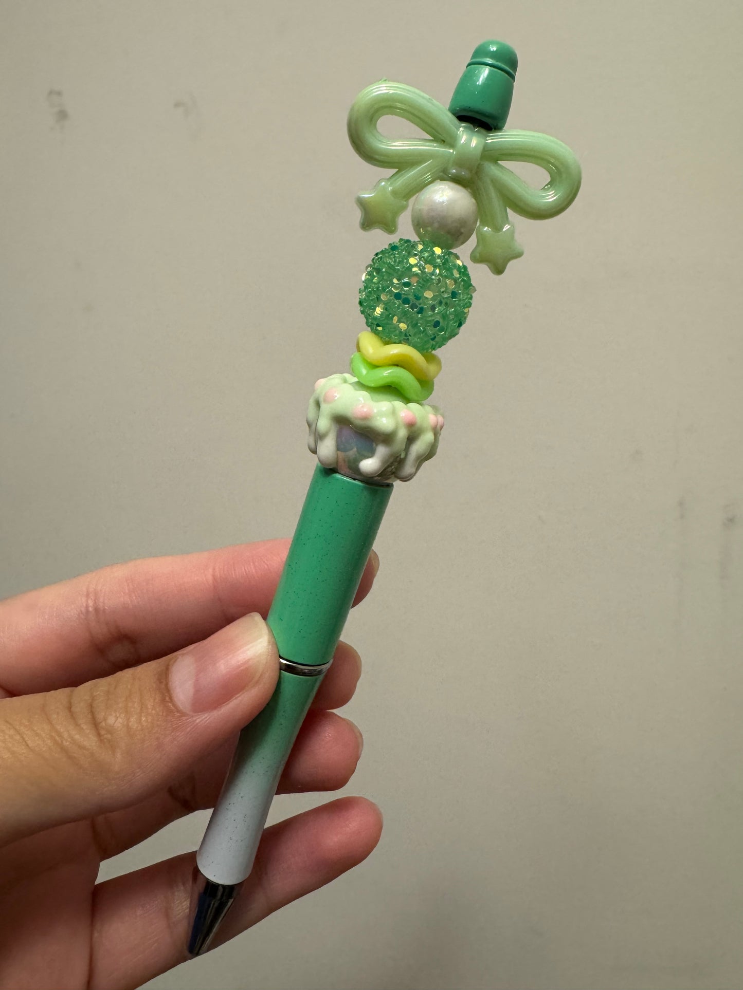 Bow beaded pens (Click here to choose design)