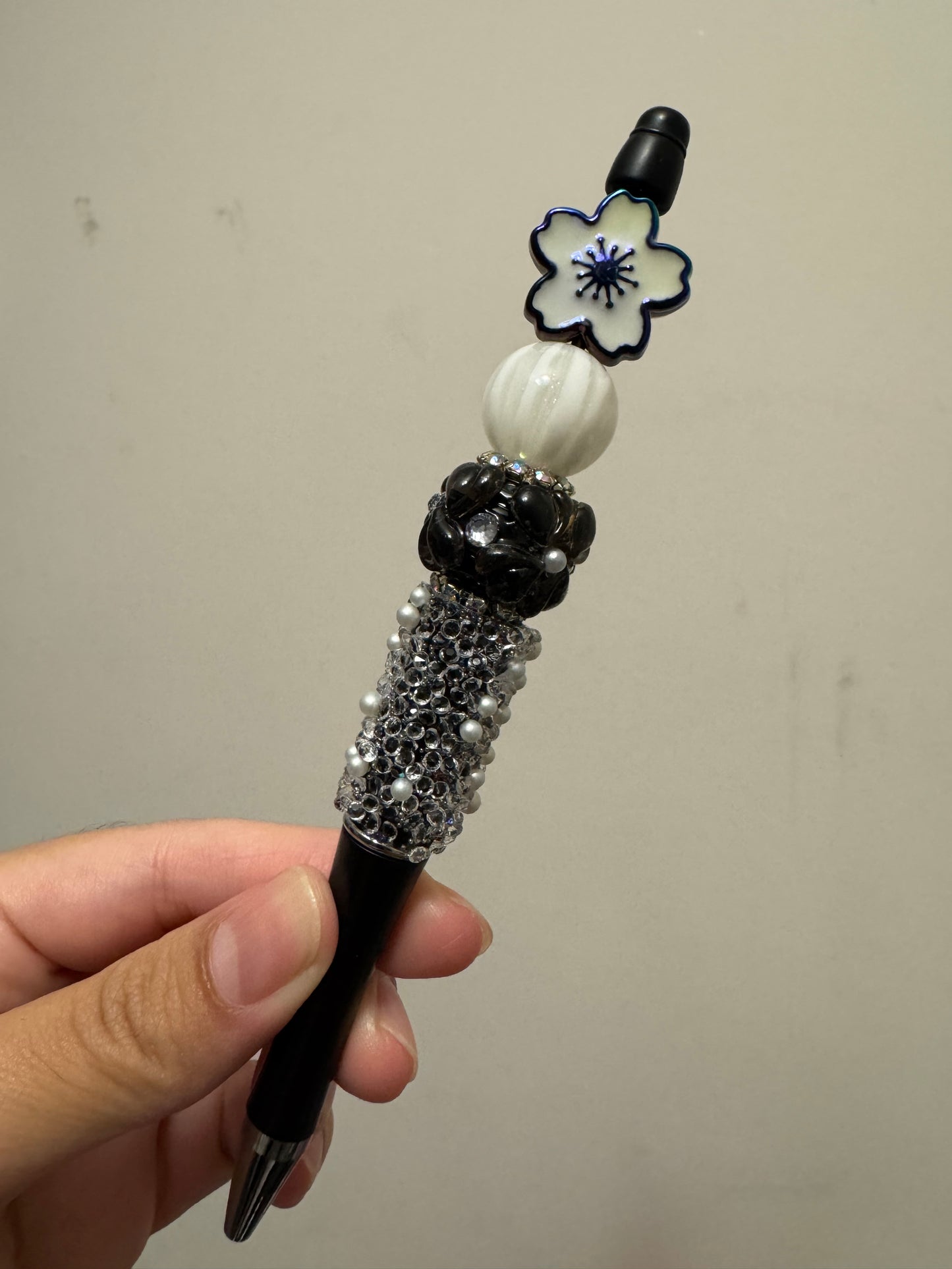 Flower beaded pens
