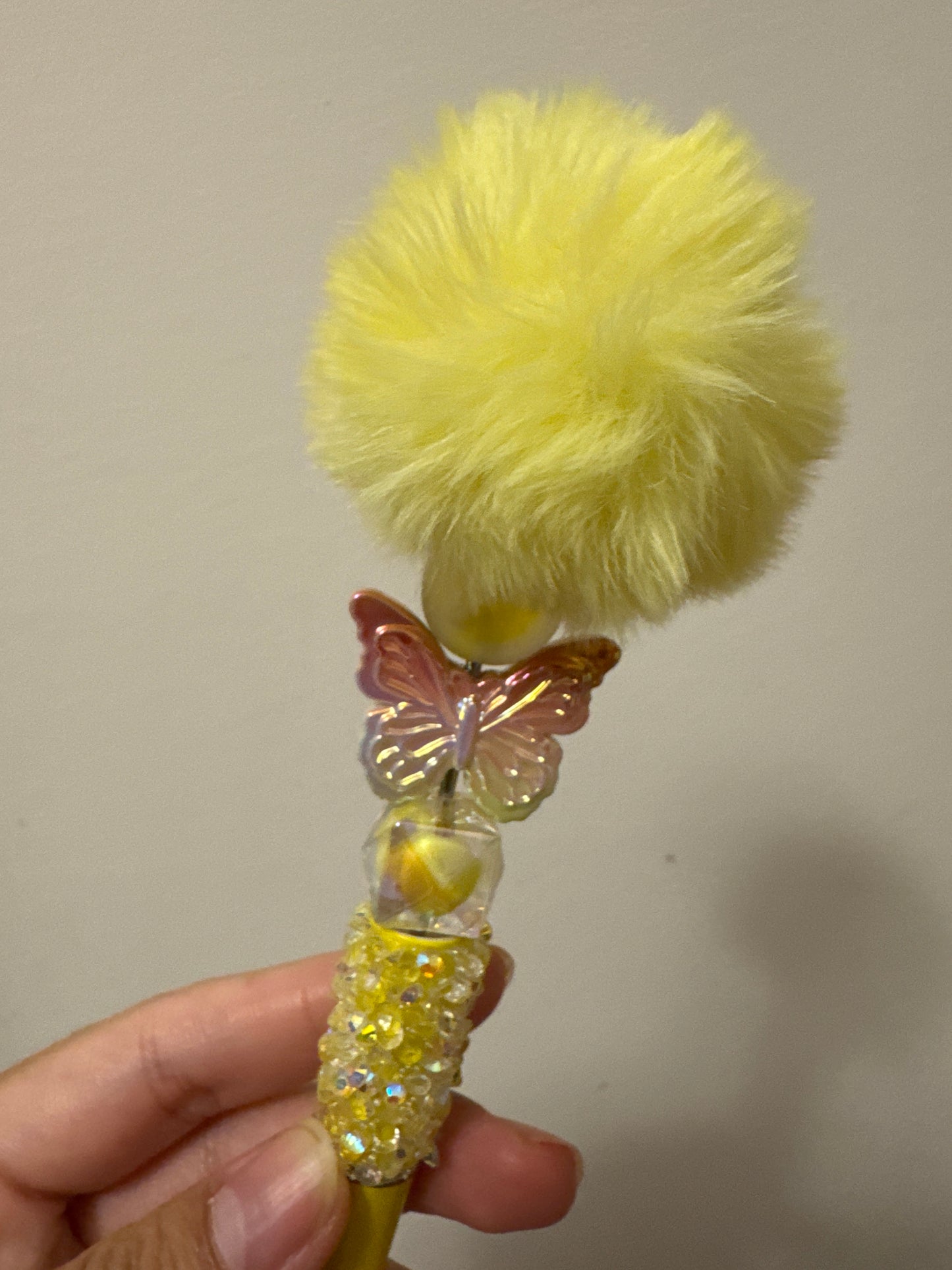 POMPOM AND BUTTERFLY PEN (Click here for more)